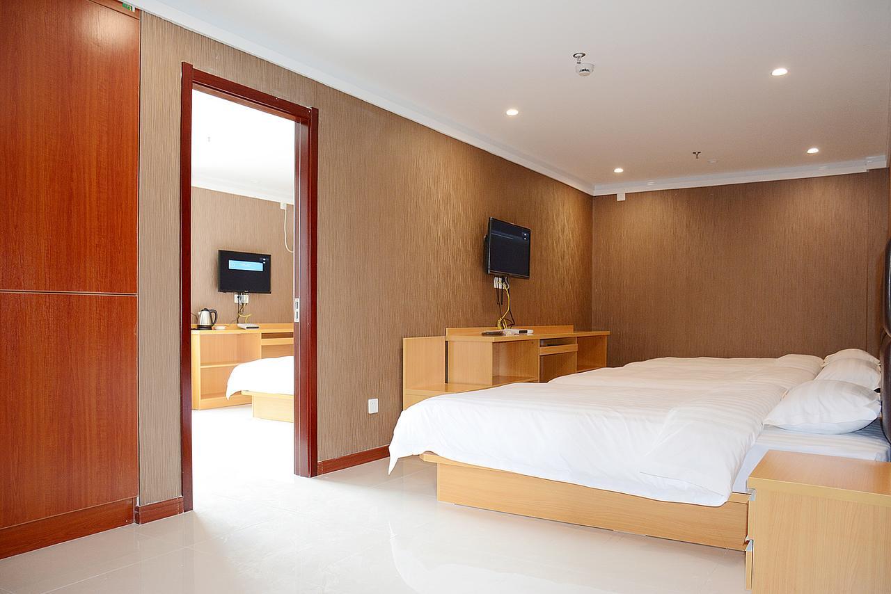 100 Inn Plus Pudong Airport Hotel Xangai Exterior foto